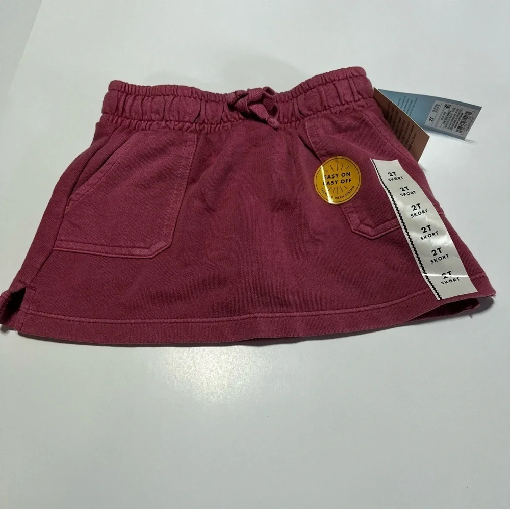 ❤️3/$15 NWT Cat & Jack Kids Burgundy Skort 2T